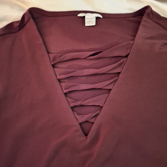 Cato Women's Burgandy Cut Out Tunic Blouse - Picture 4 of 7